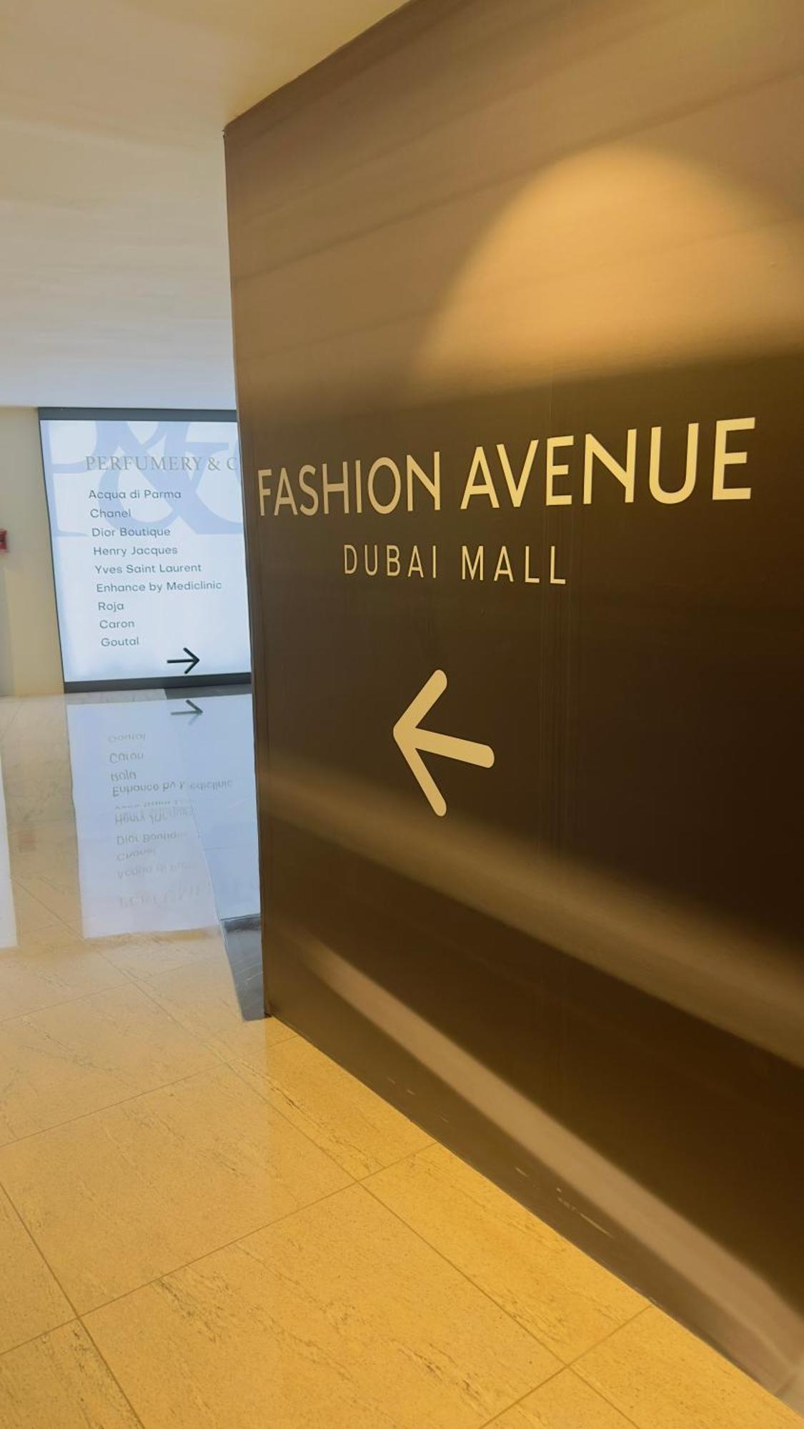 Mall Direct Connection - Burj Vista Apartment
