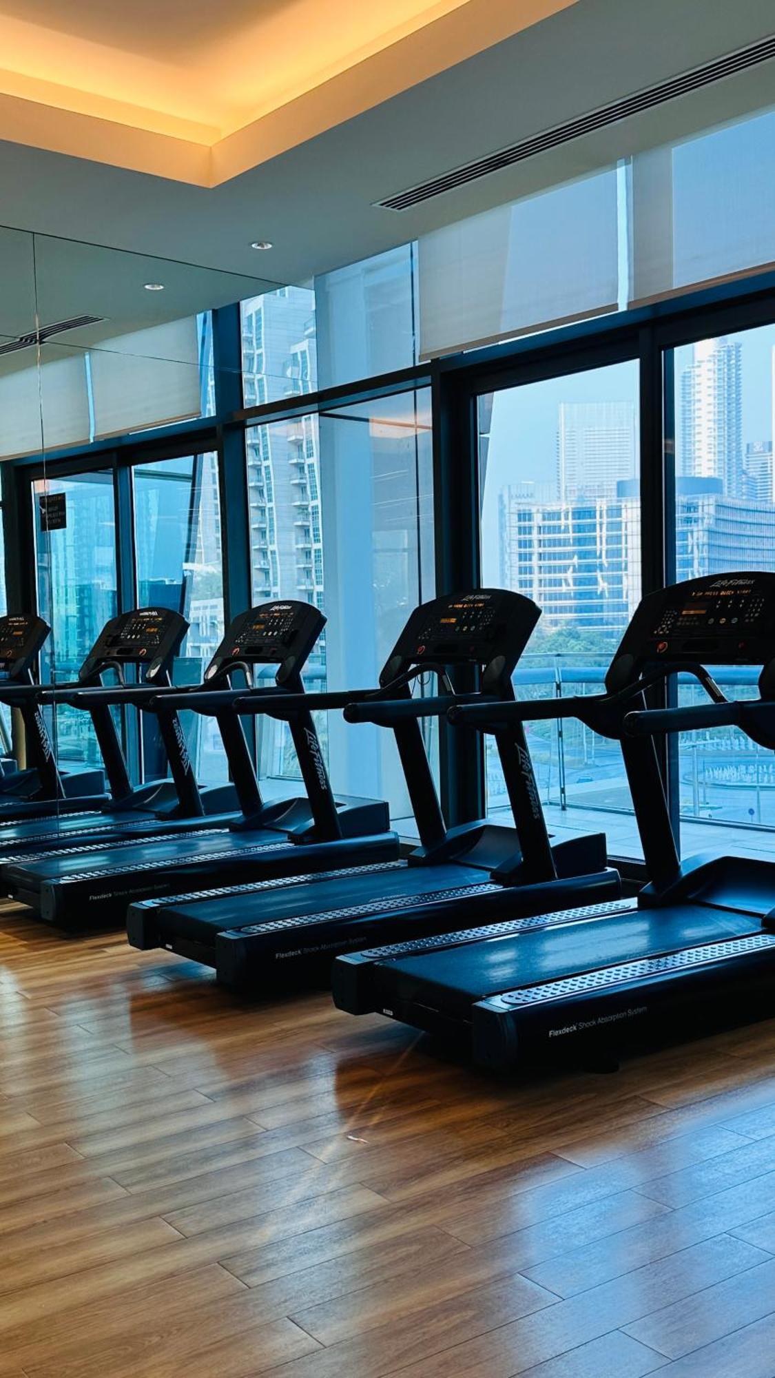 Mall Direct Connection - Burj Vista Apartment Dubai
