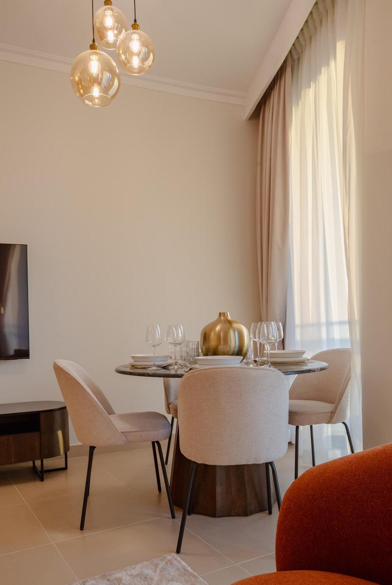Mall Direct Connection - Burj Vista Apartment Dubai