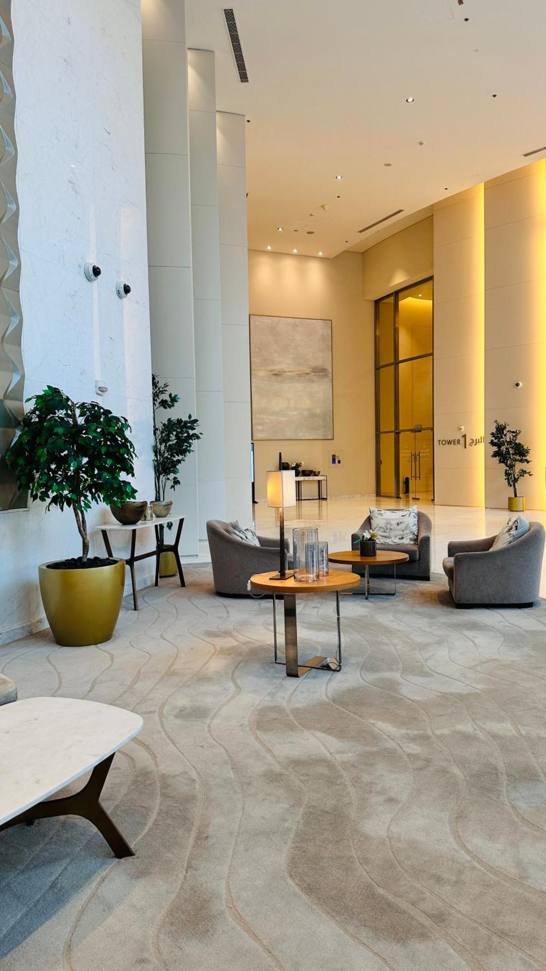 Apartment Mall Direct Connection - Burj Vista