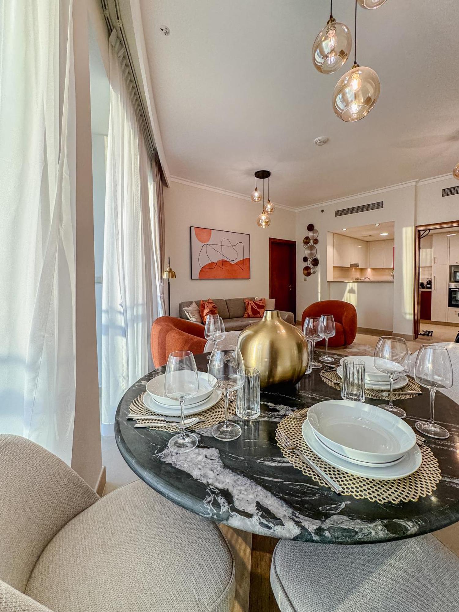 Apartment Mall Direct Connection - Burj Vista