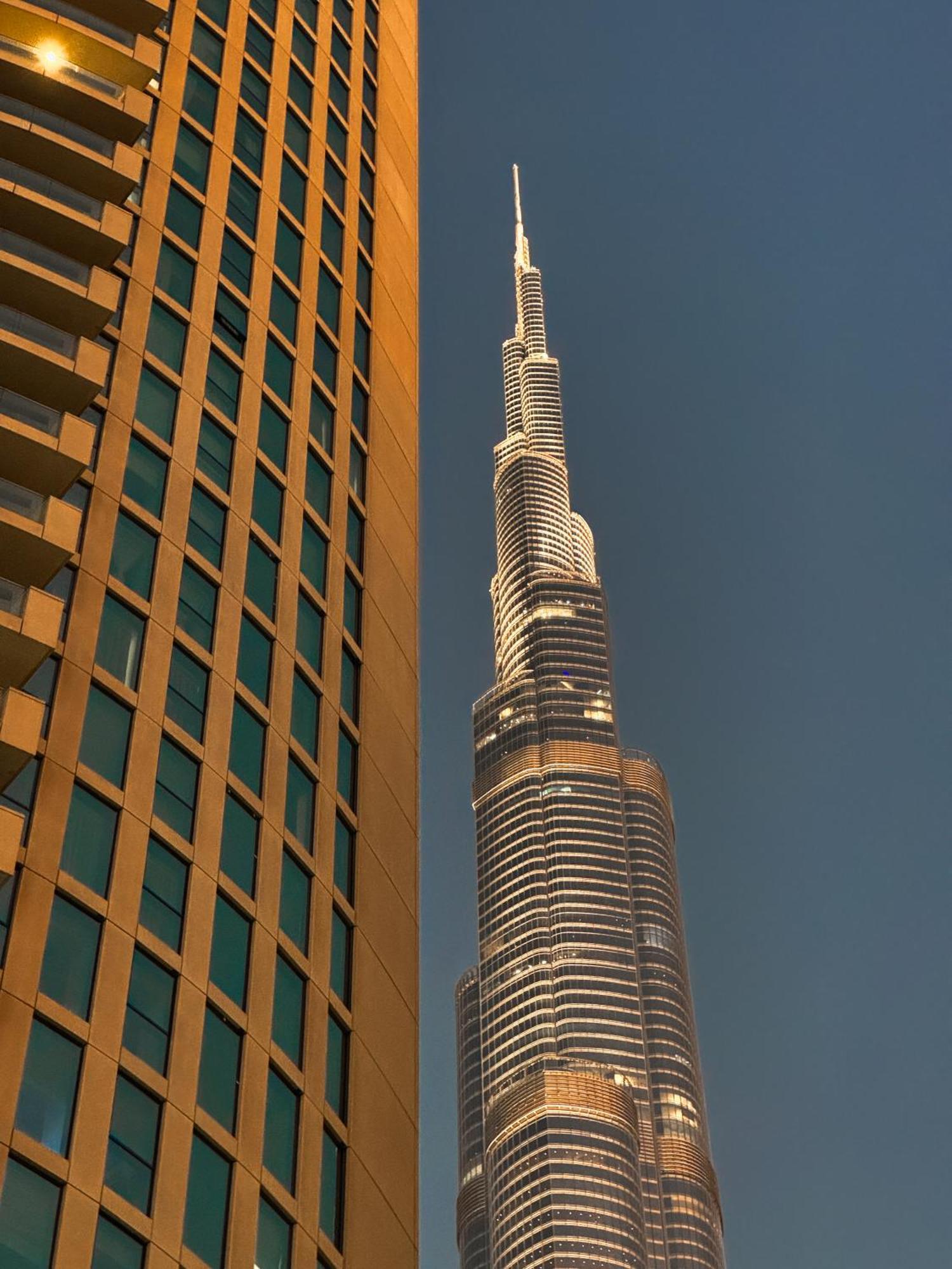 Apartment Mall Direct Connection - Burj Vista Dubai